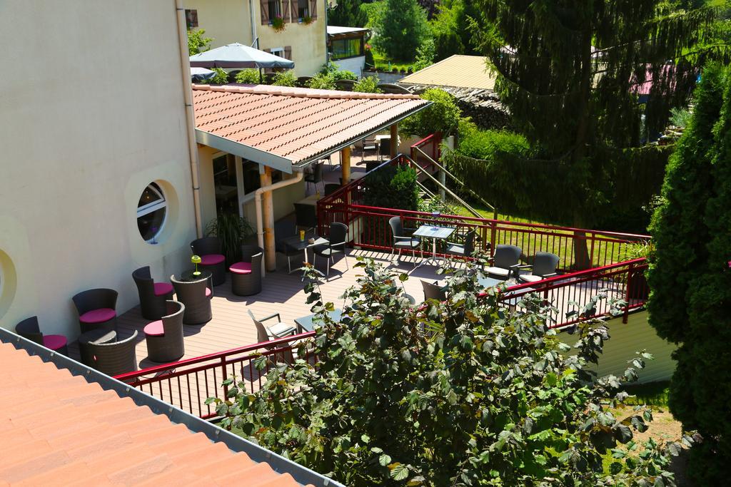 Relais Vosgien - Hotel Restaurant "La Table De Sophia" Saint-Pierremont  Bagian luar foto