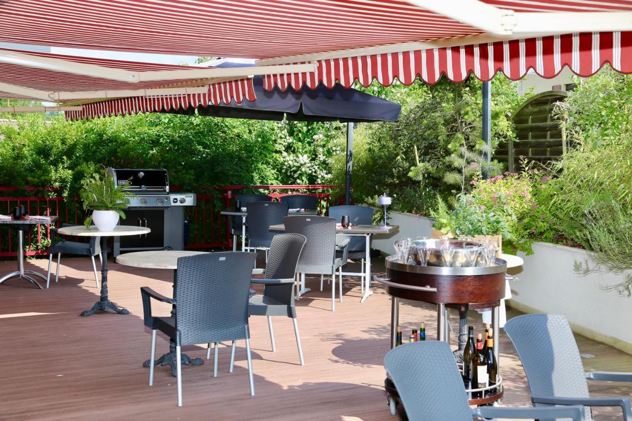 Relais Vosgien - Hotel Restaurant "La Table De Sophia" Saint-Pierremont  Bagian luar foto